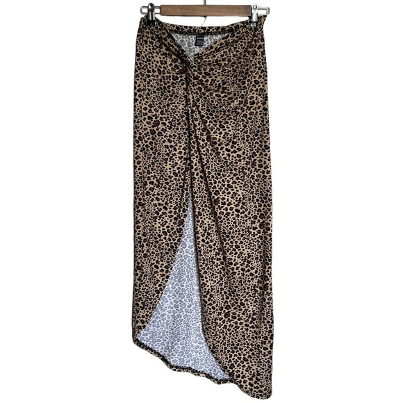 SHEIN Dresses & Skirts - Shein • SXY Leopard Print Twist Detail Skirt